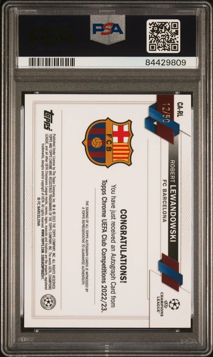 2022-23 Robert Lewandowski Chrome Gold Auto back