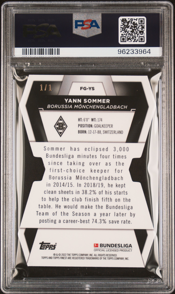 Yann Sommer 2021 Topps Bundesliga Finest back