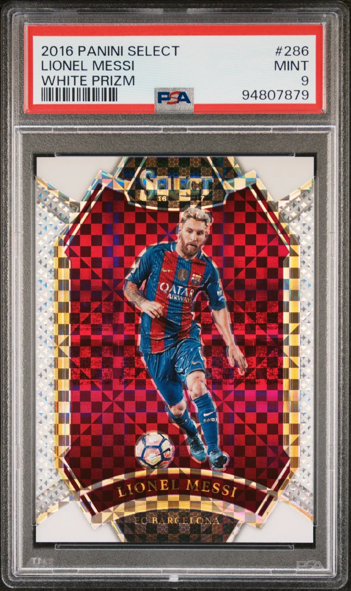 2016 Panini Select Lionel Messi Field Level White Prizm /99