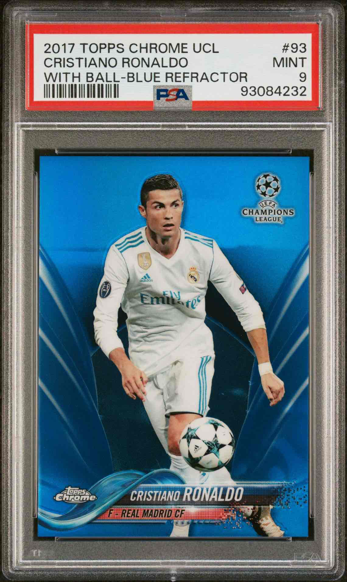 2017 TOPPS CHROME UEFA CHAMPIONS LEAGUE | WITH BALL-BLUE REFRACTOR CRISTIANO RONALDO 93