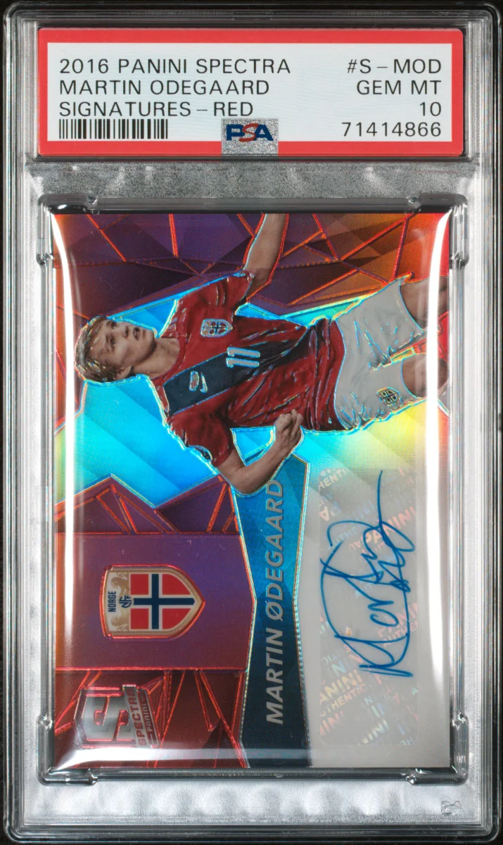2016 PANINI SPECTRA SIGNATURES MARTIN ODEGAARD RED PSA 10